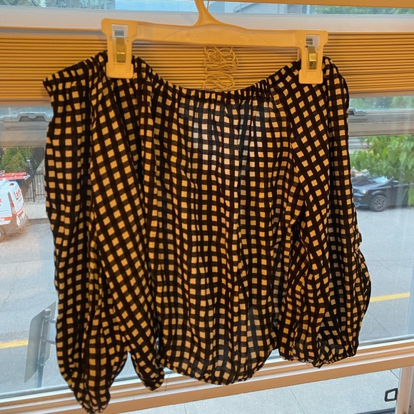 Black and White Checkered Blouse - Picture 3 of 3